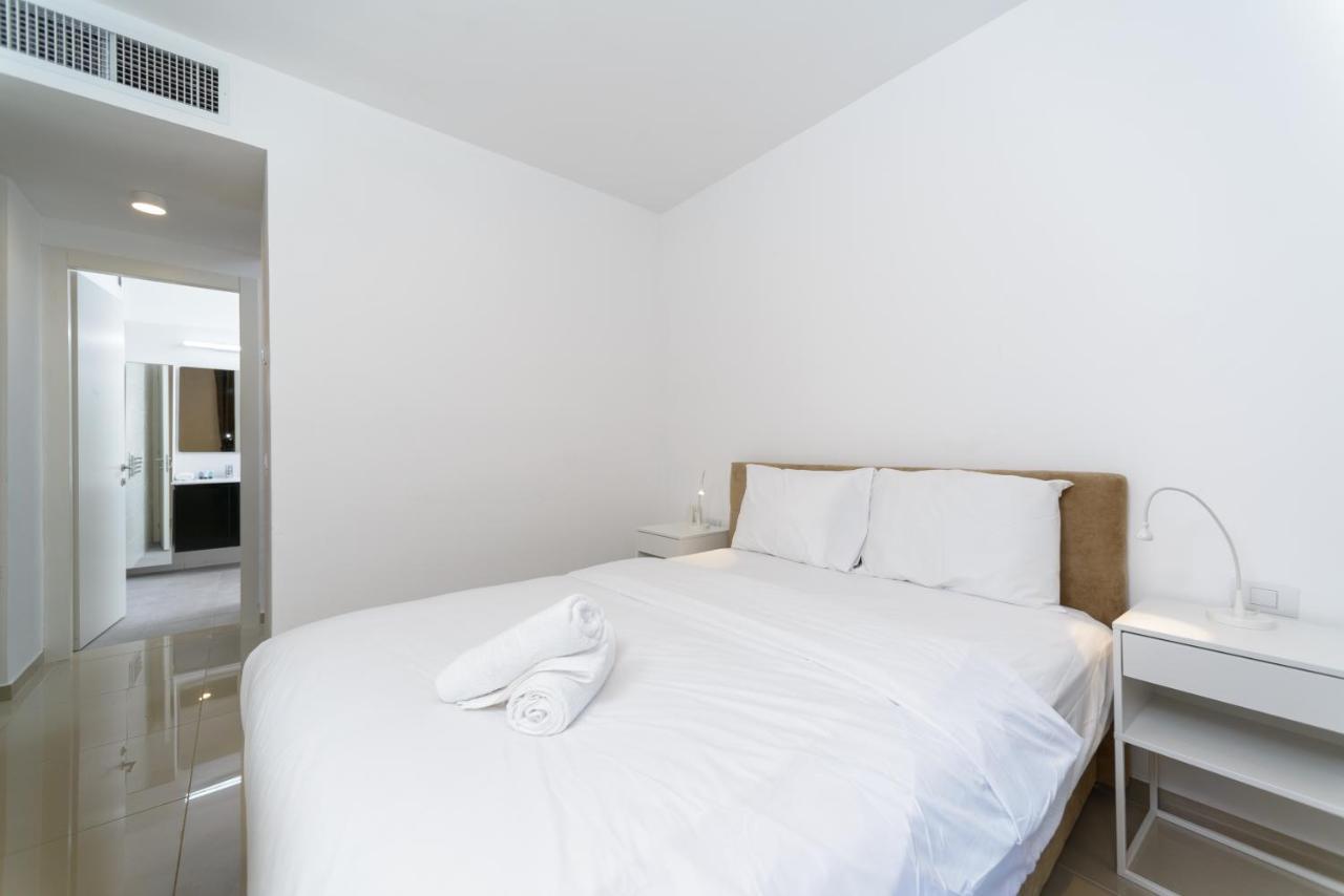 3 Ma'On - By Beach Apartments Tlv Тель-Авив Экстерьер фото