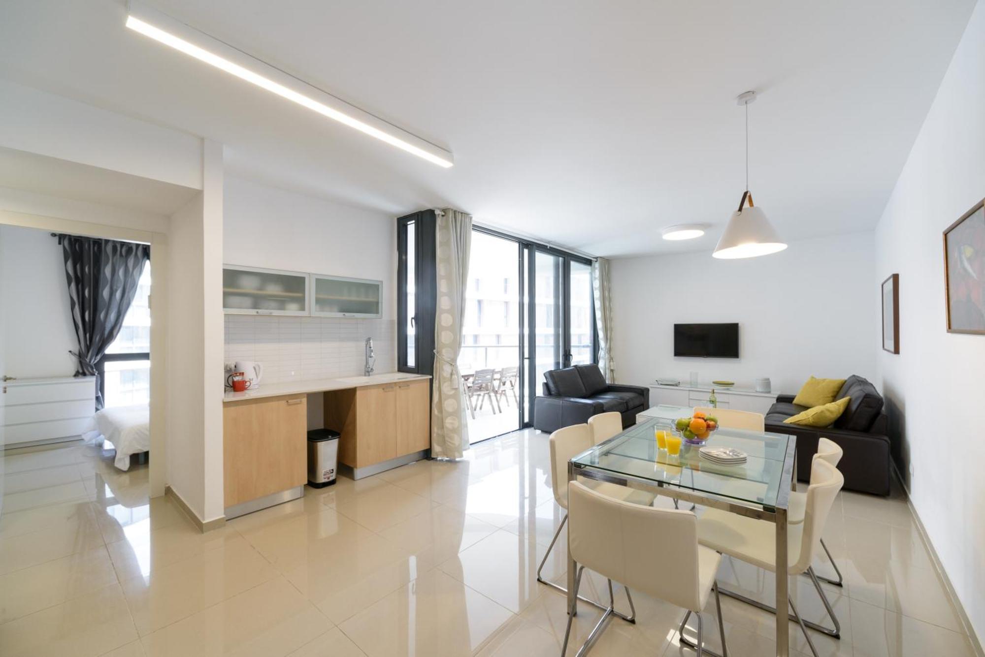 3 Ma'On - By Beach Apartments Tlv Тель-Авив Экстерьер фото